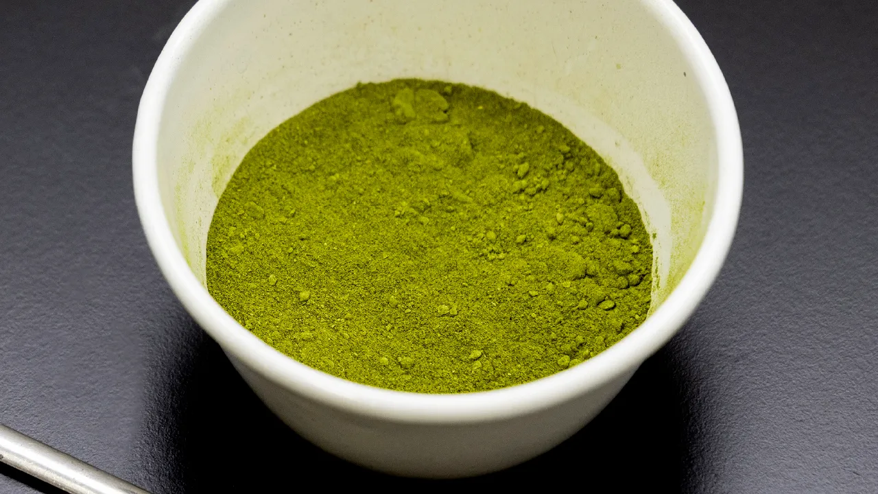 茶葉の粉末